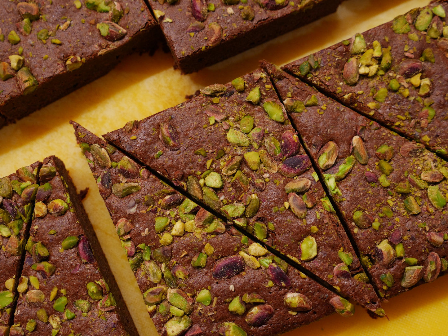 Pistachio brownies